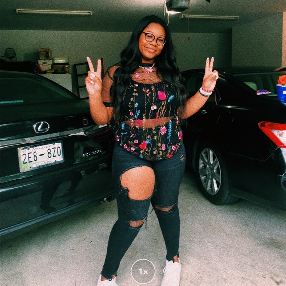 Meet your Posher, Jordyn - Picture 1 of 1